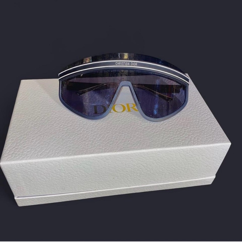 Dior Black Sunglasses - Picture 3 of 5